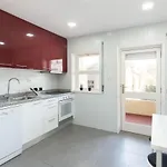 Διαμέρισμα Host Wise - Trendy Bright Flats With Jacuzzi - 5 Min *