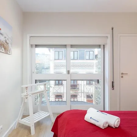 Host Wise - Trendy Bright Flats With Jacuzzi - 5 Min *