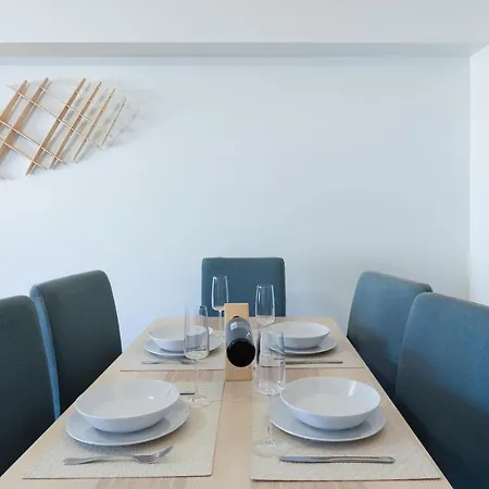 Host Wise - Trendy Bright Flats With Jacuzzi - 5 Min Appartement *