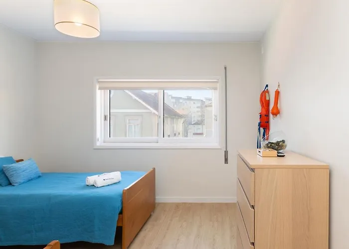 Host Wise - Trendy Bright Flats With Jacuzzi - 5 Min *