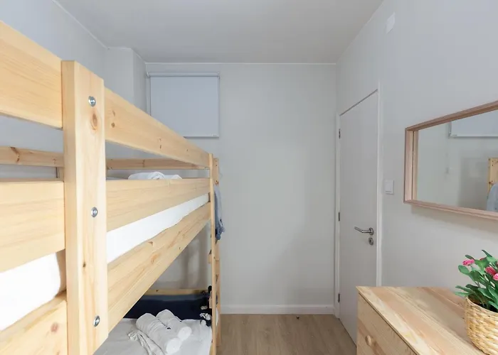 Host Wise - Trendy Bright Flats With Jacuzzi - 5 Min Apartamento Matosinhos (Porto)