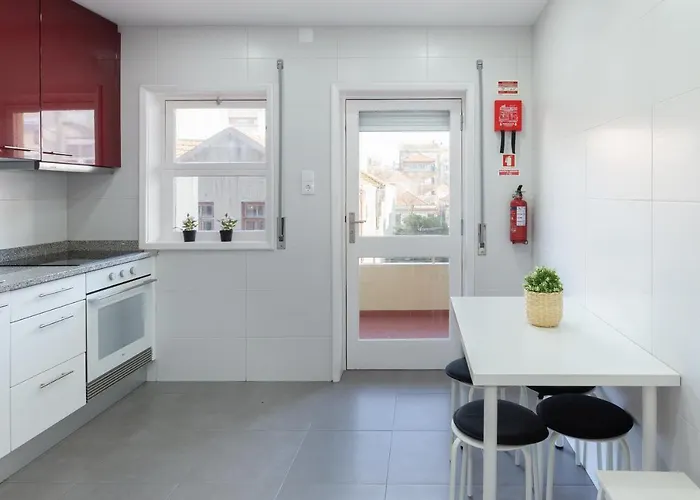 Host Wise - Trendy Bright Flats With Jacuzzi - 5 Min * Matosinhos (Porto)