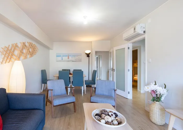 Host Wise - Trendy Bright Flats With Jacuzzi - 5 Min Apartamento Matosinhos (Porto)