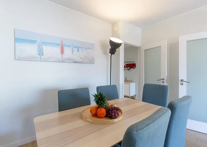 Host Wise - Trendy Bright Flats With Jacuzzi - 5 Min